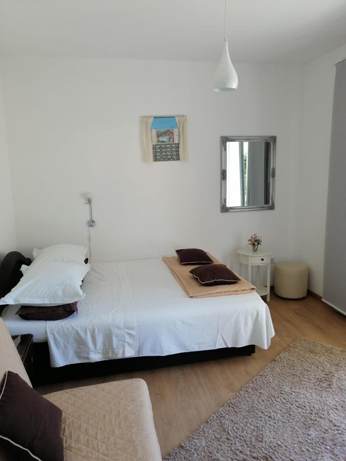 Apartments Kursan Seget Vranjica Buitenkant foto